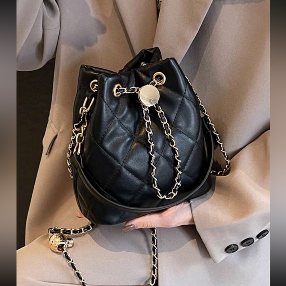 Black Quilted Bucket Crossbody Bag - Picture 8 of 9